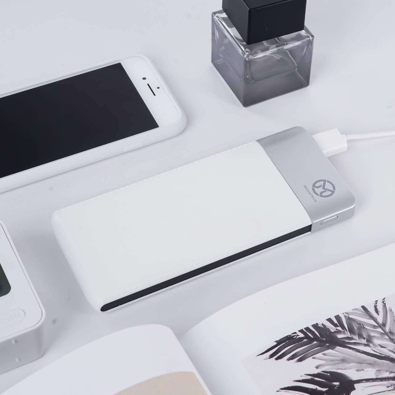 Mediatech Powerbank Leather PW 502 10000mAh - 63937